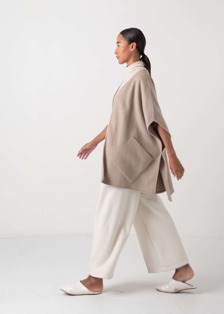 35_INES CAPE_OB_83_LT TAUPE_3